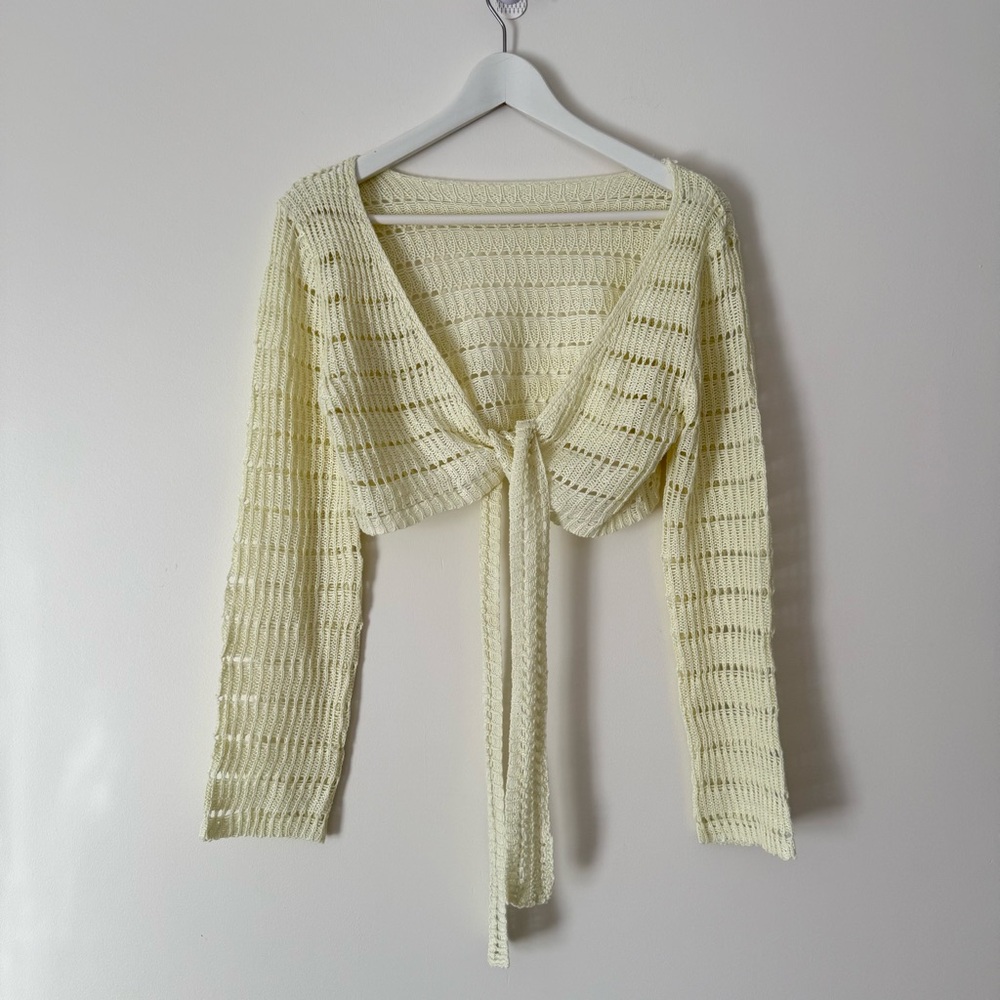 🌱2/$10 | Knit Tie-Front Sweater